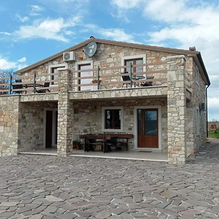 Nata Umag